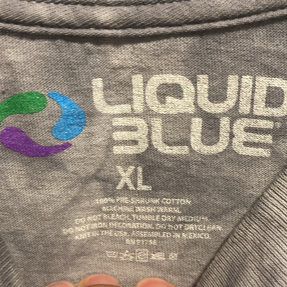 Liquid Blue Men's Lion Glare tee size XL - Picture 3 of 4